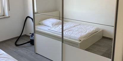 Monteur-Zimmer - Aystetten - Charmantes Apartment in Augsburg * Einzelbetten * Modern
