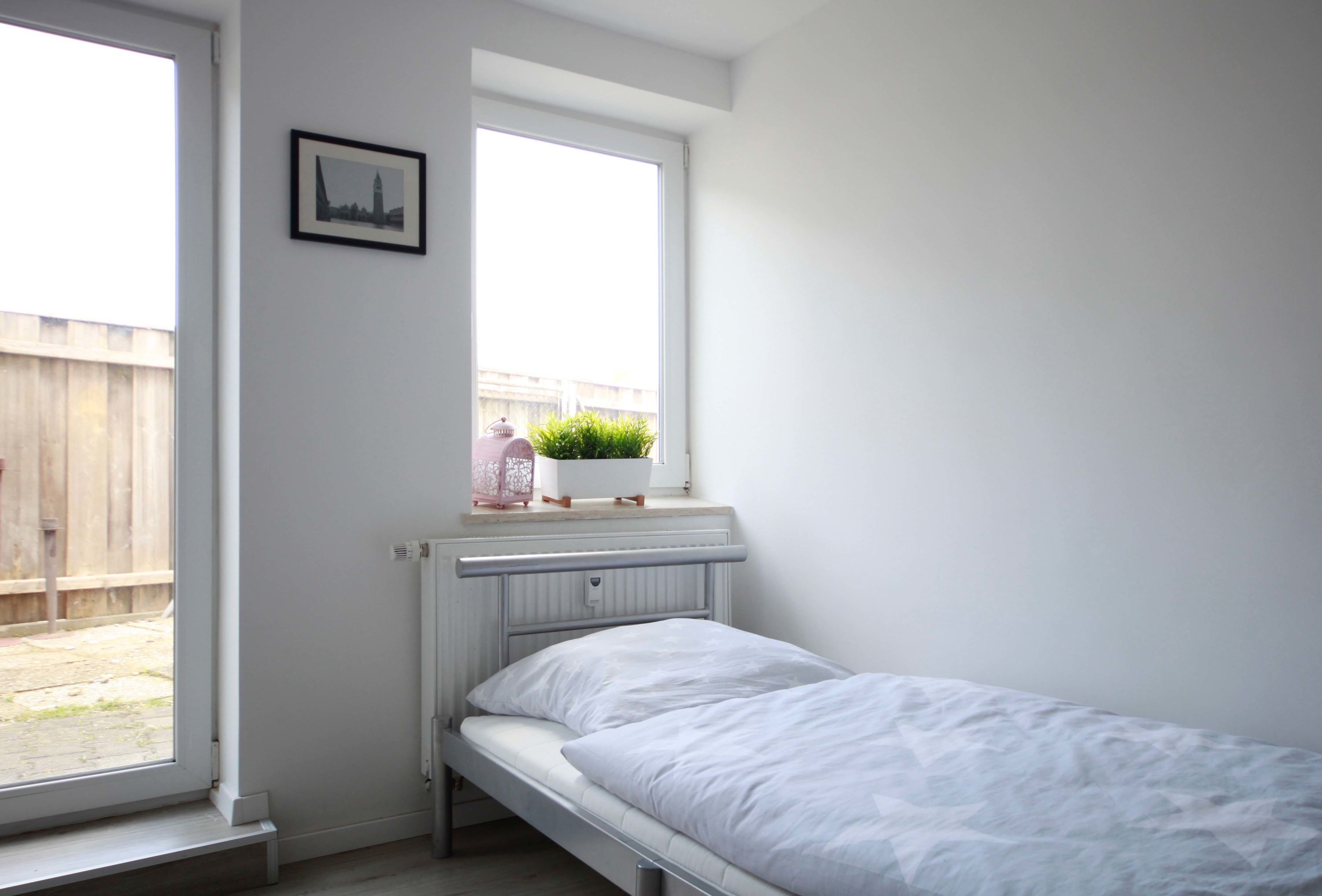 Monteur-Zimmer - Friedberg (Landkreis Aichach-Friedberg) - Augsburg: Wohnungen mit Einzelbetten