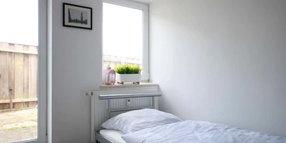 Monteur-Zimmer - Aystetten - Augsburg: Wohnungen mit Einzelbetten