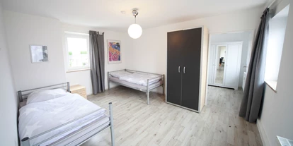 Monteur-Zimmer - Aystetten - Augsburg: Wohnungen mit Einzelbetten