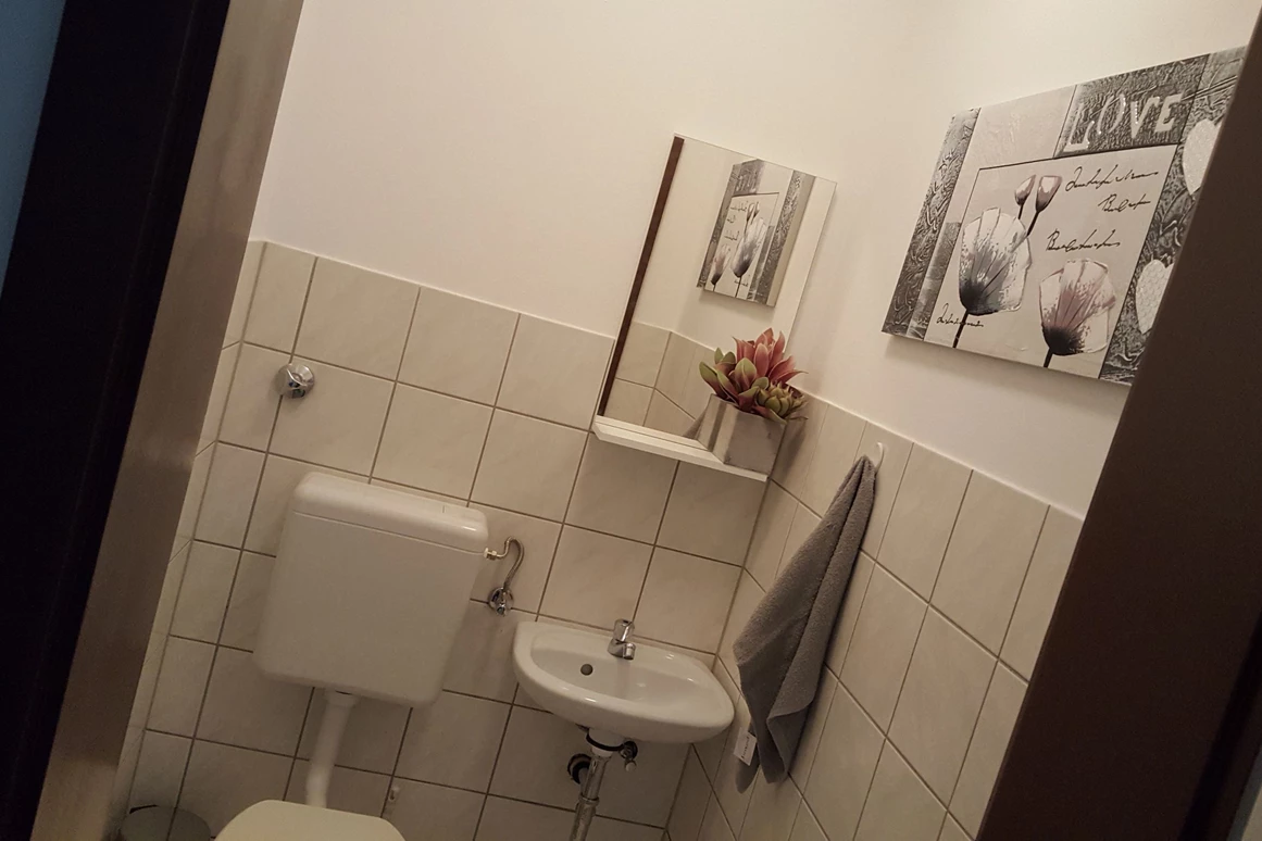 MonteurZimmer: Wohnung Augsburg Haunstetten