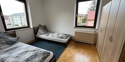 Monteur-Zimmer - Aystetten - Wohnung für Monteure