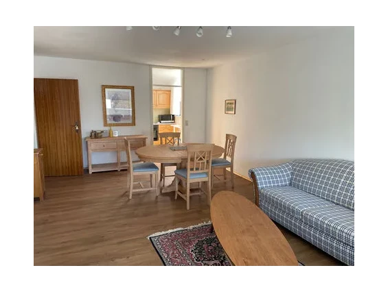 MonteurZimmer: Wohnung für Monteure beim Bahnhof Augsburg Hochzoll