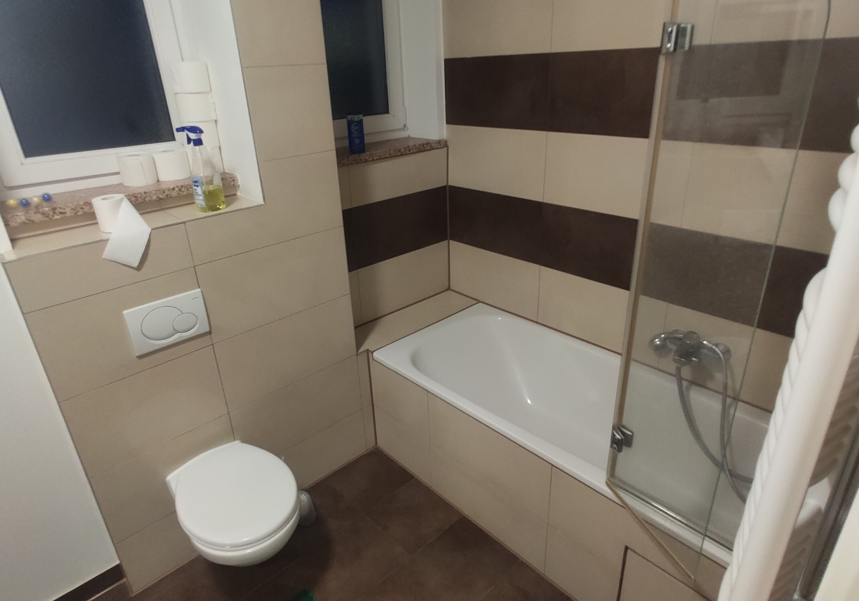 Monteur-Zimmer - Wehringen - Monteurszimmer Wohnung Haus Mering