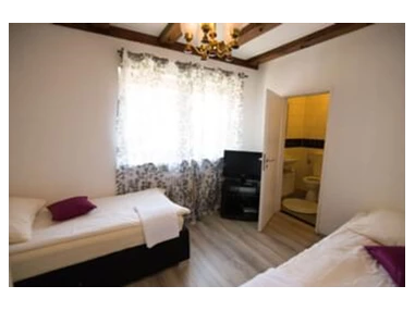 MonteurZimmer: Monteurzimmer Pension Royal - 40 Betten, neu möbliert!