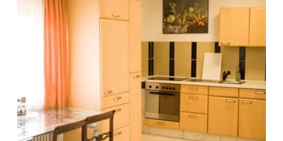 Monteur-Zimmer - Aystetten - Monteurzimmer Pension Royal - 40 Betten, neu möbliert!