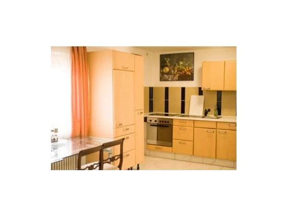 MonteurZimmer: Monteurzimmer Pension Royal - 40 Betten, neu möbliert!