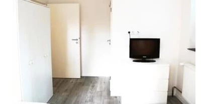 Monteur-Zimmer - Aystetten - ZIMMERVERMIETUNG *** AUGSBURG *** - NEU SANIERT -