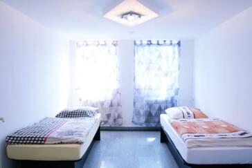 Monteur-Zimmer - Friedberg (Landkreis Aichach-Friedberg) - ZIMMERVERMIETUNG *** AUGSBURG *** - NEU SANIERT -