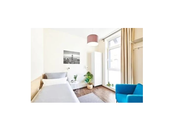 MonteurZimmer: ZIMMERVERMIETUNG *** AUGSBURG *** - NEU SANIERT -