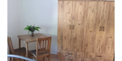Monteur-Zimmer - Aystetten - Saubere Monteurzimmer und -wohnungen in Augsburg