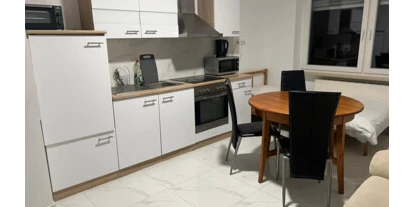 Monteur-Zimmer - Aystetten - Pension Wisneiwski