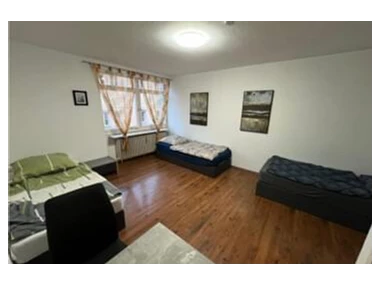 MonteurZimmer: Apartment in Bestlage von Augsburg/gute Verkehrsanbindung A8