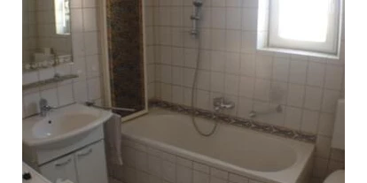 Monteur-Zimmer - Aystetten - RF - Vermietungen - nähe Zentralklinikum