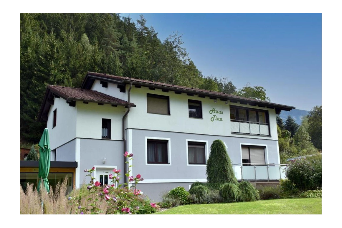 MonteurZimmer: Haus Tina Zimmer