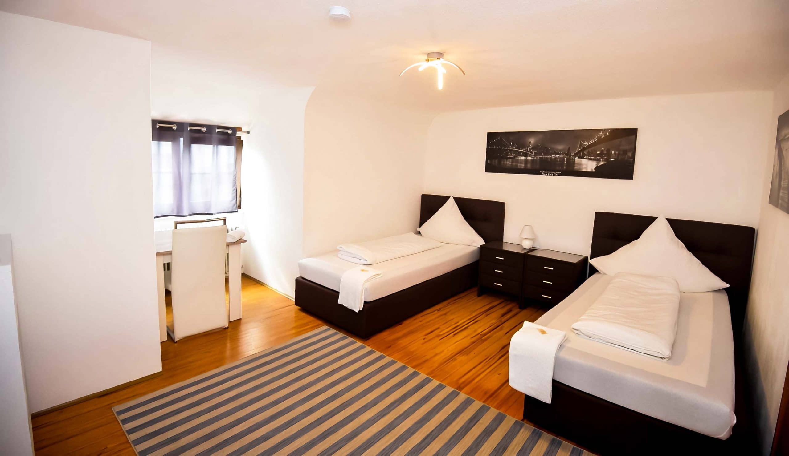 Monteur-Zimmer - Friedberg (Landkreis Aichach-Friedberg) - Pension, Hotel Gasthof Kaiserkrone in Gersthofen, Augsburg