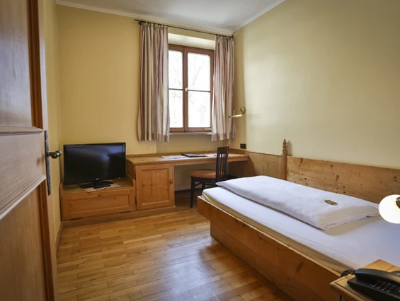 MonteurZimmer: Hotel Brauereigasthof Fuchs: 125 Jahre Familientradition in Steppach
