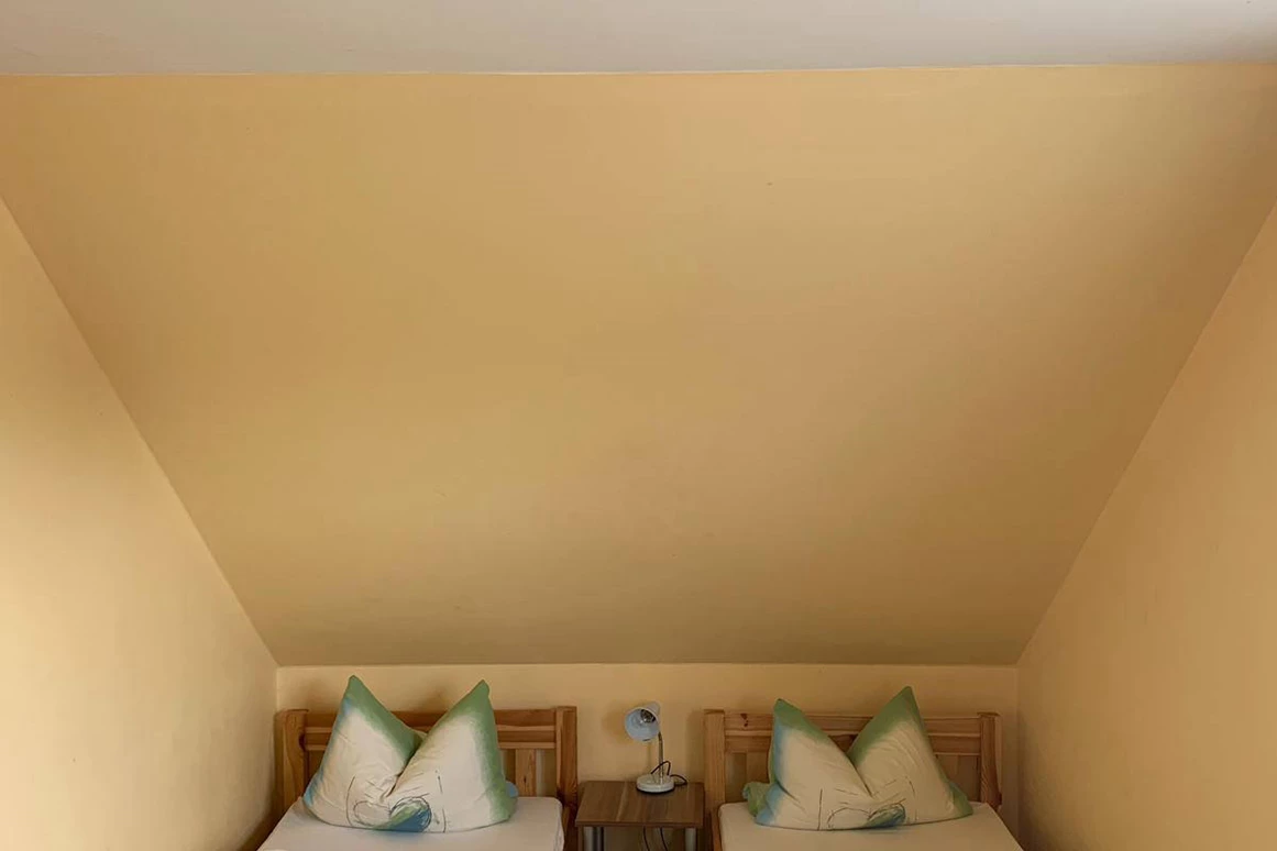 MonteurZimmer: Gästezimmer Hong