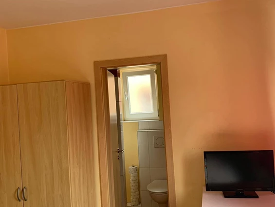 MonteurZimmer: Gästezimmer Hong