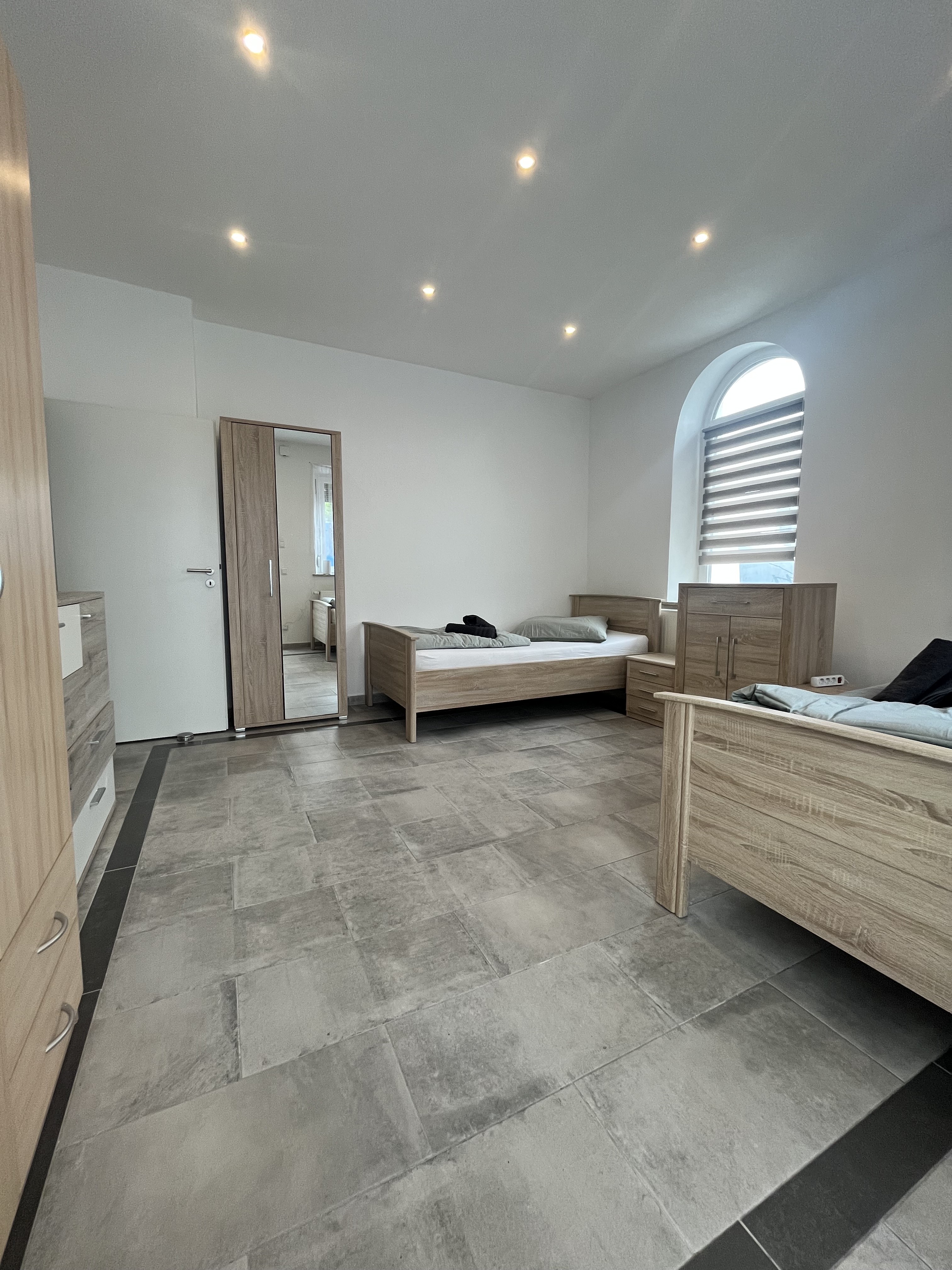 Monteur-Zimmer - Wehringen - Vollausgestattetes Boarding-Apartment zur alleinigen Nutzung in 86368 Gersthofen