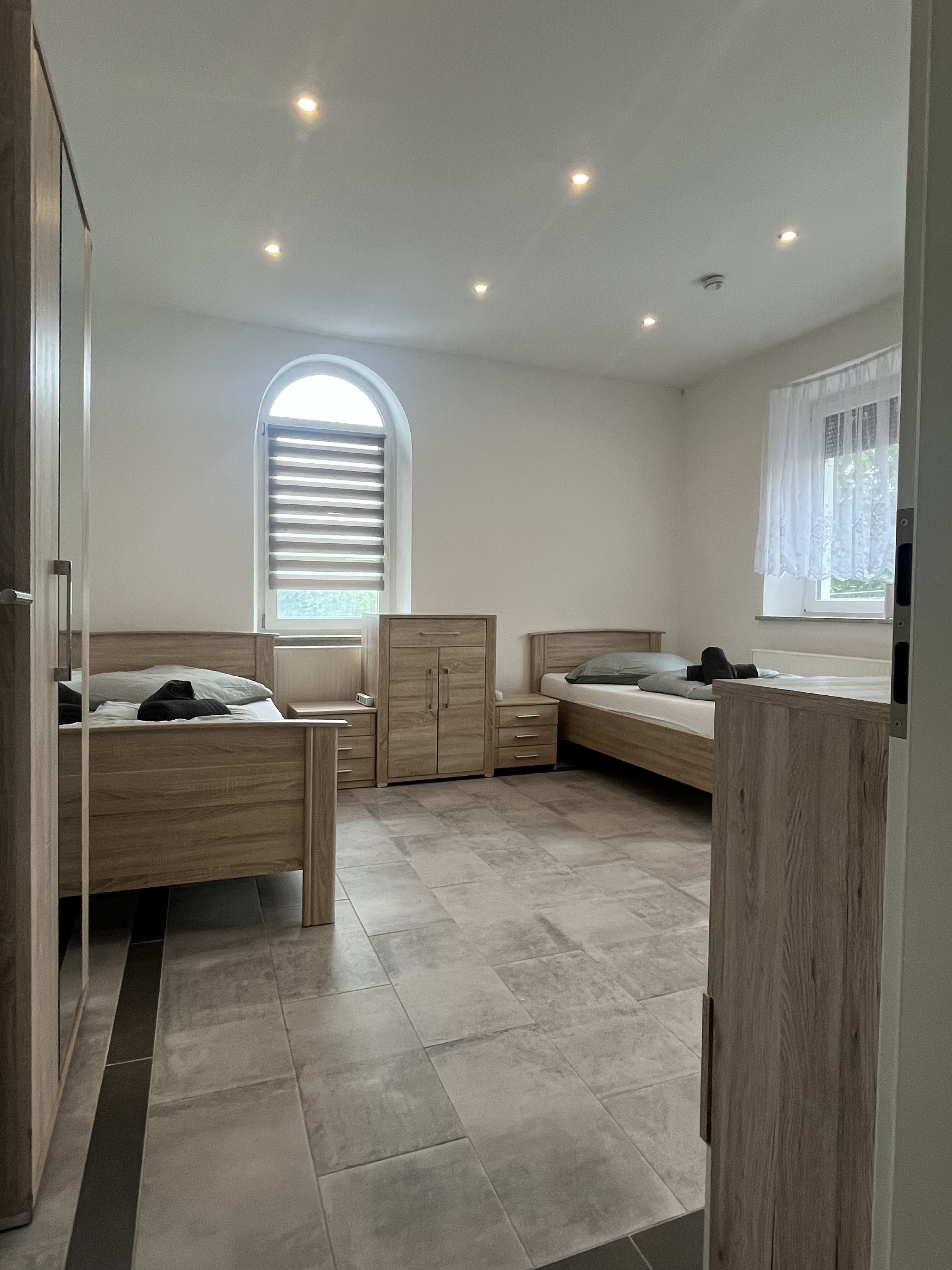 Monteur-Zimmer - Wehringen - Vollausgestattetes Boarding-Apartment zur alleinigen Nutzung in 86368 Gersthofen