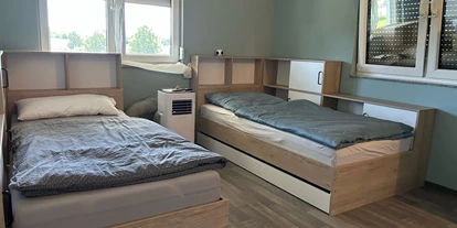 Monteur-Zimmer - Preis pro Nacht - Moderne Küche mit Vollausstattung Klima Smart TV Wlan Grillplatz BBQ in 86368 Gersthofen