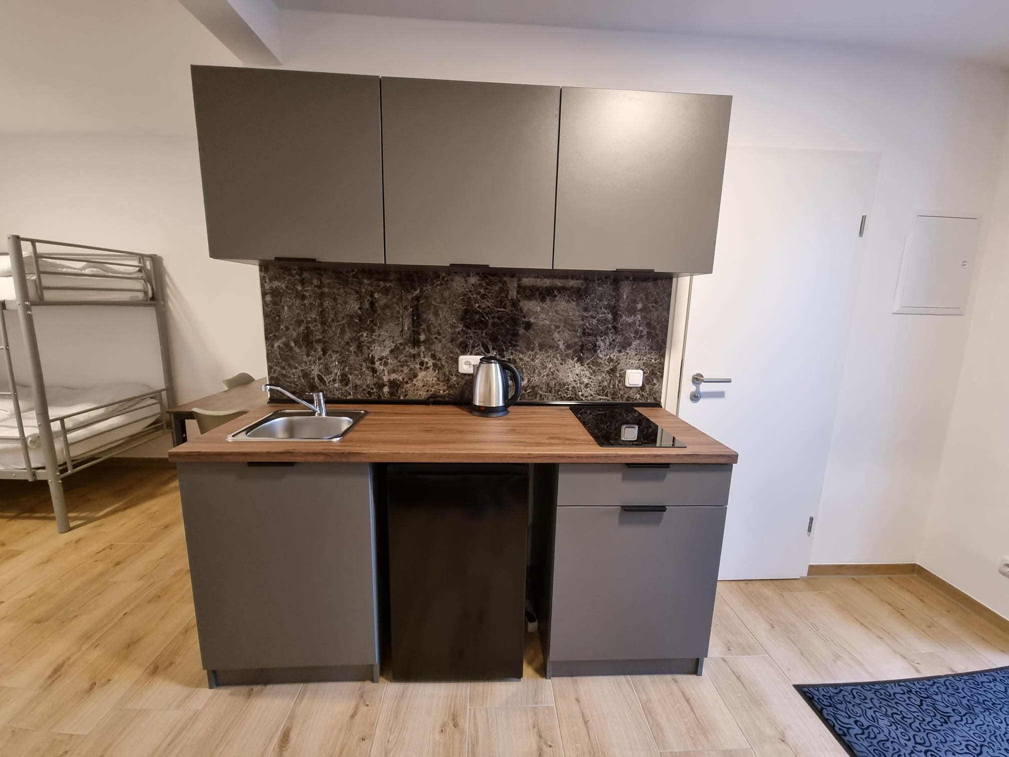 Monteur-Zimmer - Wehringen - Smart Wohnen Dasing in 86453 Dasing