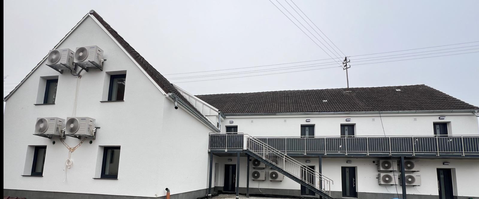 Monteur-Zimmer - Wehringen - Smart Wohnen Dasing in 86453 Dasing