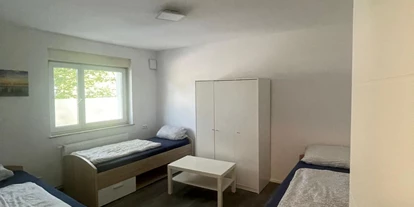 Monteur-Zimmer - Aystetten - Monteurapartments