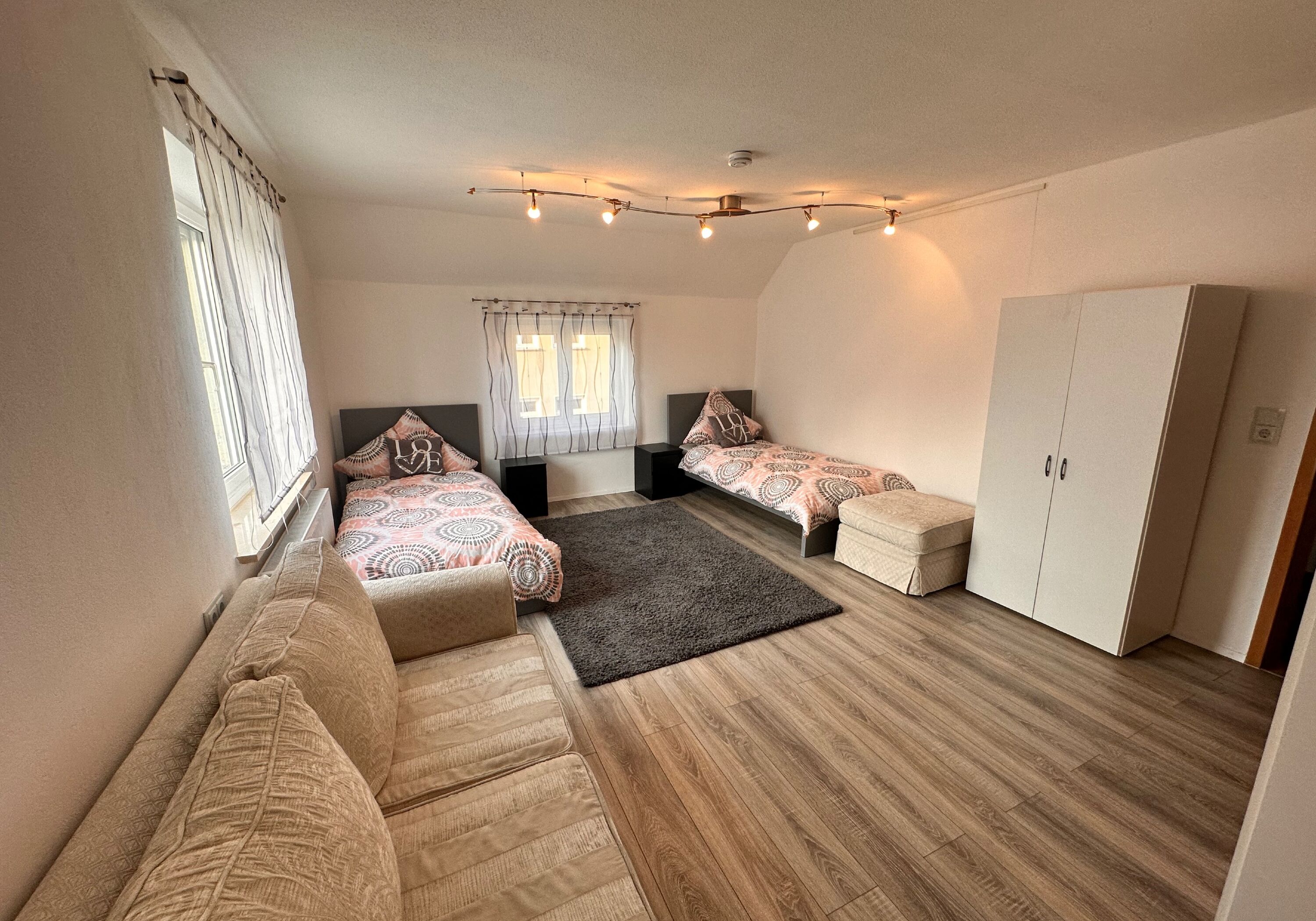 Monteur-Zimmer - Friedberg (Landkreis Aichach-Friedberg) - Room's & Apartments BAVARIA-Augsburg