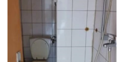 Monteur-Zimmer - Aystetten - Pansion Inac