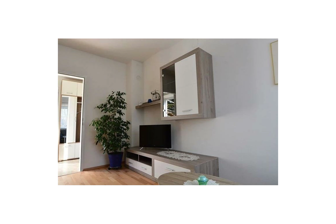 MonteurZimmer: Gombotz Ferienwohnung