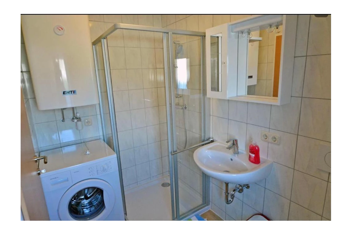 MonteurZimmer: Gombotz Ferienwohnung
