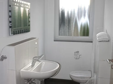 MonteurZimmer: Neumann Immobilien in 32584 Löhne