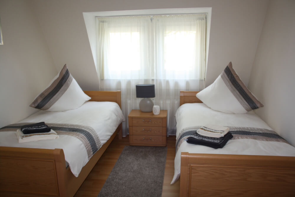 Monteur-Zimmer - Porta Westfalica - Ferienwohnungen am Park in 32547 Bad Oeynhausen