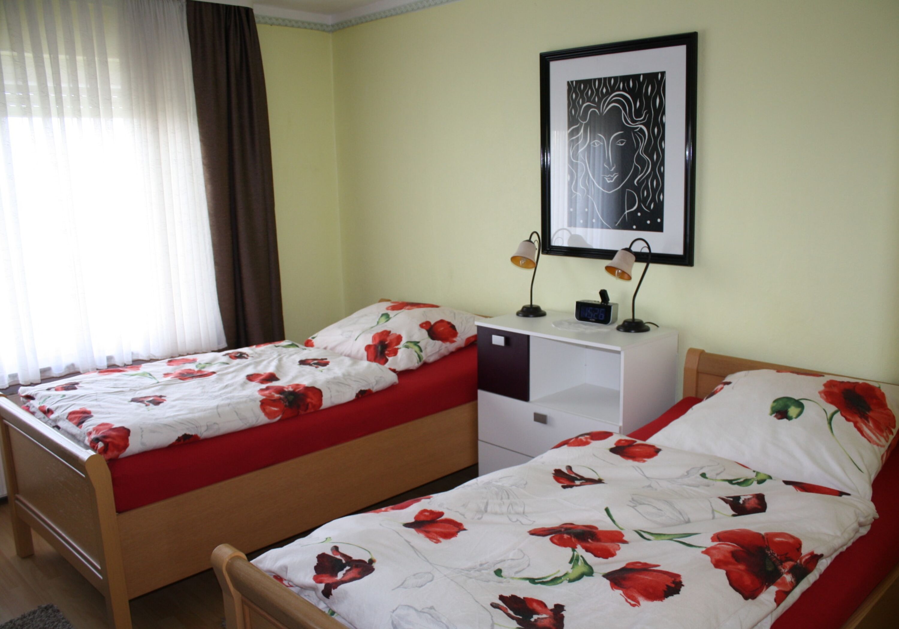 Monteur-Zimmer - Porta Westfalica - Ferienwohnung "Am Weserradweg"