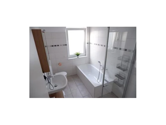 MonteurZimmer: Die Neubau-Wohnung möblierte 2 Zimmer Monteurzimmer