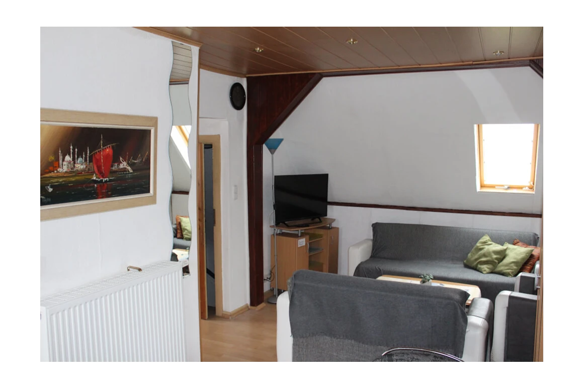 MonteurZimmer: Ferienwohnungen Zentrum Löhne ab € 15.-- in 32584 Löhne