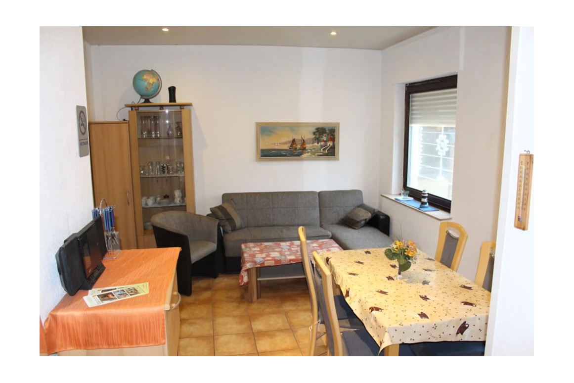 MonteurZimmer: Ferienwohnungen Zentrum Löhne ab € 15.-- in 32584 Löhne