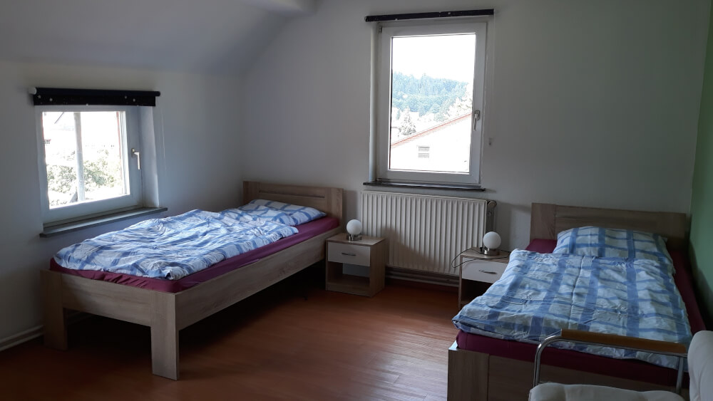 Monteur-Zimmer - Bückeburg - Hof zur Habichtshöhe in 31840 Hessisch Oldendorf