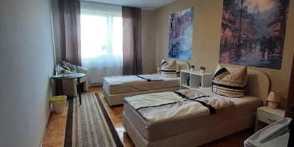 Monteur-Zimmer - Bad Oeynhausen - Doppelzimmer mit terasse  - MINDEN MONTEURZIMMER UG * BAD OEYNHAUSEN  * BÜCKEBURG * RINTELN**