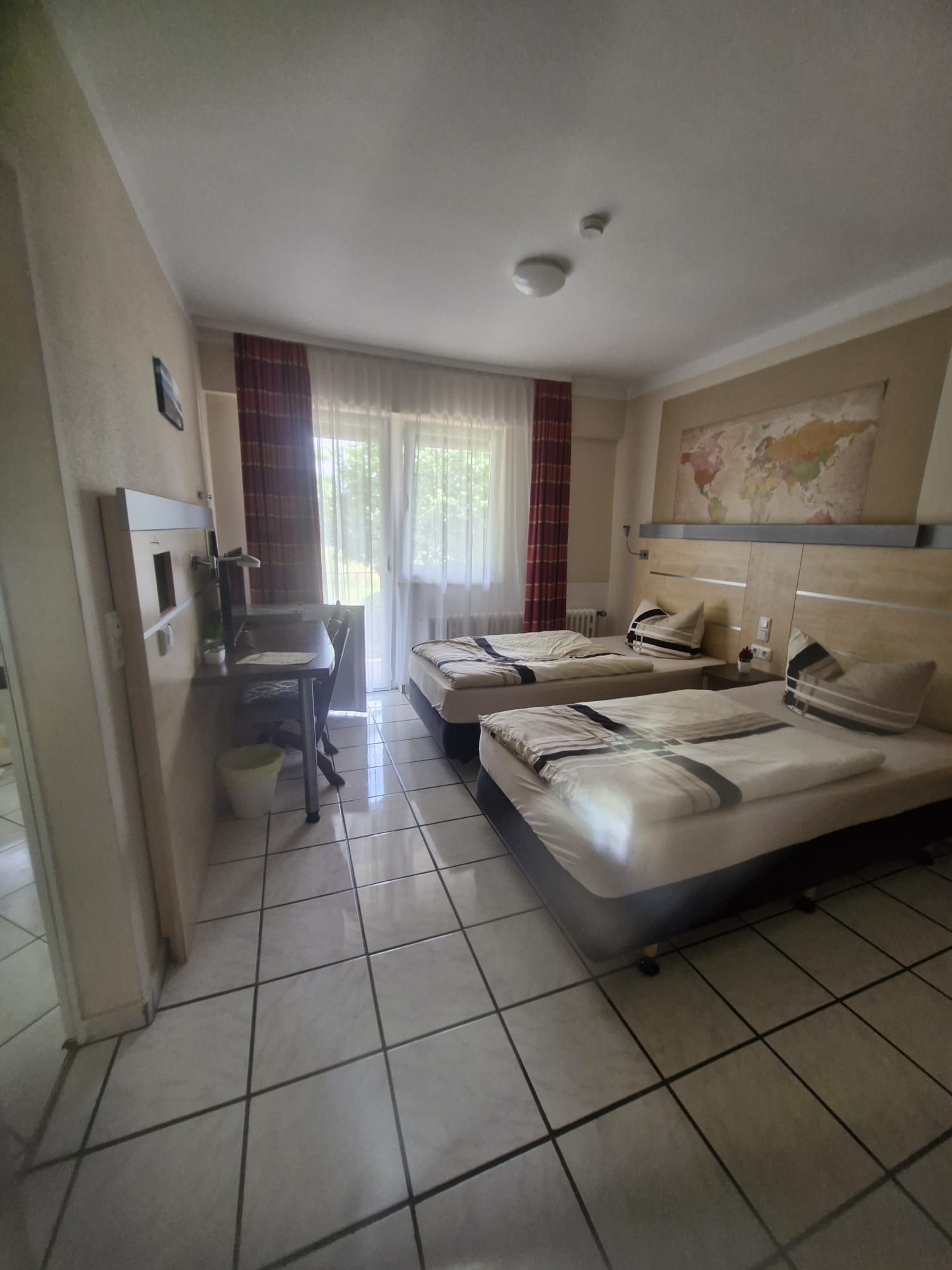 MonteurZimmer: MINDEN MONTEURZIMMER UG * BAD OEYNHAUSEN  * BÜCKEBURG * RINTELN**