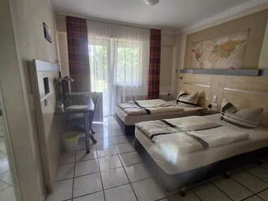 MonteurZimmer: MINDEN MONTEURZIMMER UG * BAD OEYNHAUSEN  * BÜCKEBURG * RINTELN**