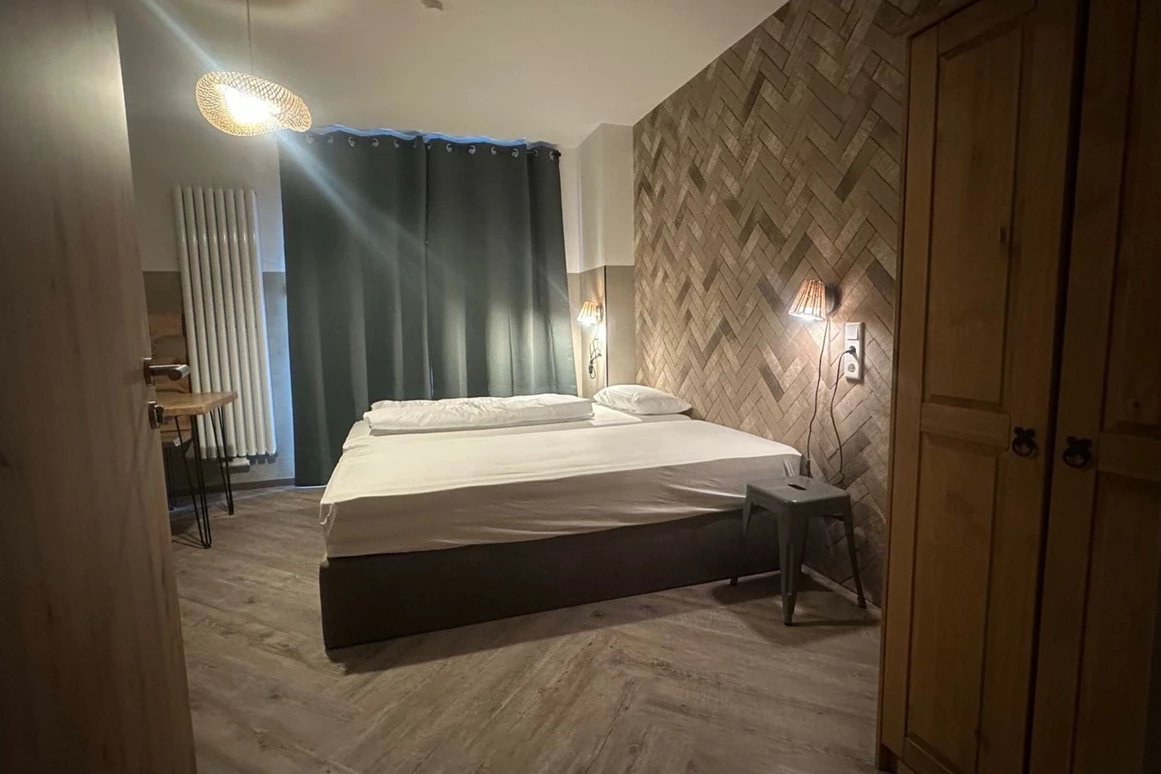 MonteurZimmer: Hotel FairSchlafen am Weserradweg
