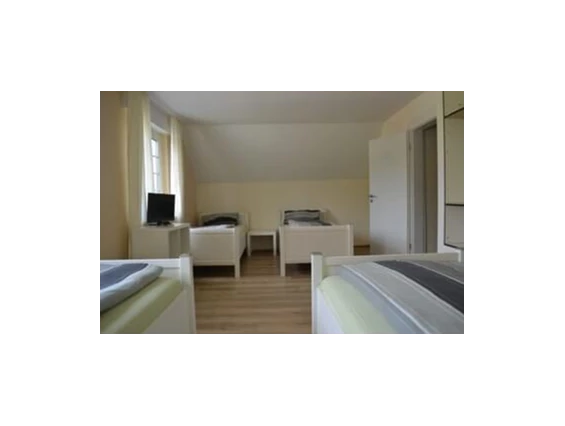 MonteurZimmer: Pension Highway