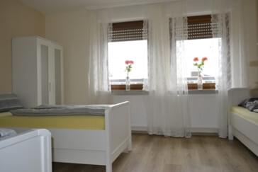 Monteur-Zimmer - Porta Westfalica - Pension Highway