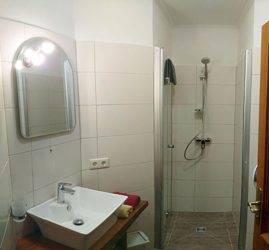 Monteur-Zimmer - Zimmerarten: Doppelzimmer - Steiermark - Gästehaus Klampfer