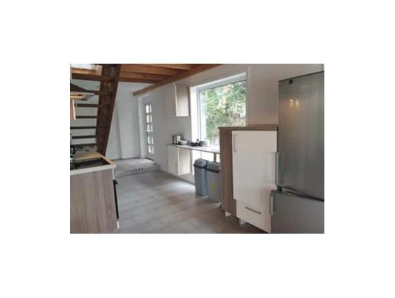 MonteurZimmer: Eigenes Haus - Hell - XXL Wohnzimmer u. Terrasse
