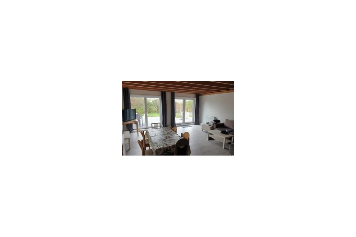 MonteurZimmer: Eigenes Haus - Hell - XXL Wohnzimmer u. Terrasse
