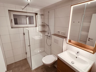 MonteurZimmer: Ferienwohnung/Monteurwohnung, neu renoviert 2024 in 32427 Minden